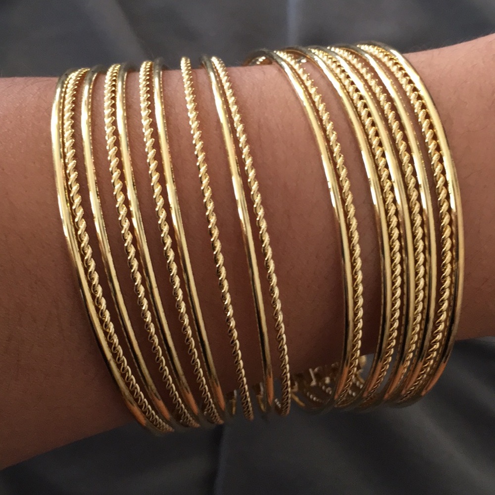 Gold Flair bracelet 🤩